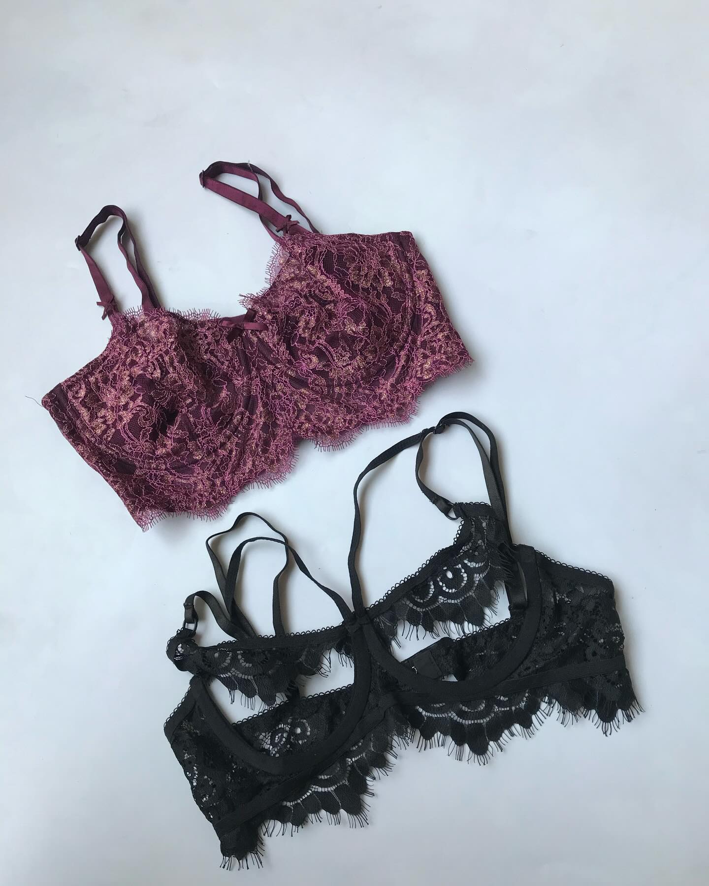 VS Wine & Black Bra
